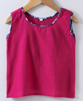 Butterfly Printed Palazzo With A Pink Top And Attached Sleeves 2