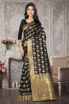 Black Woven Kanchipuram Silk Saree With Blouse 1
