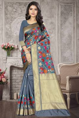 Grey Woven Kanchipuram Silk Saree With Blouse 1