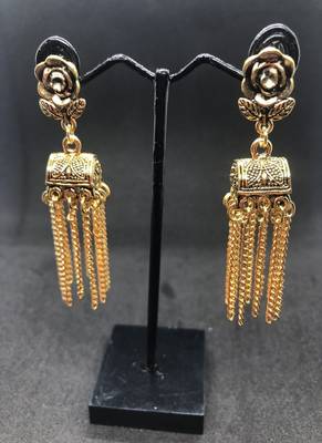 Gold crystal earrings 1