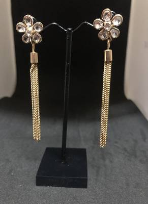 Gold pearl earrings 1