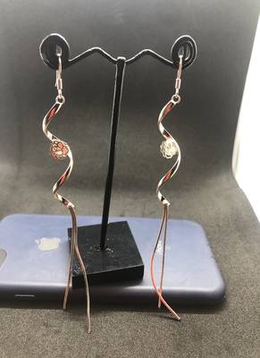 Gold crystal earrings 1