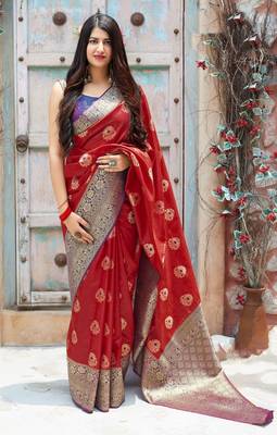 Red woven banarasi silk saree with blouse 5
