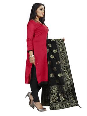 Pink Slub Cotton Hand Work Dress Material With Banarasi Dupatta 4