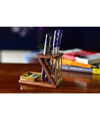 Z Shaped Pen Stand 1