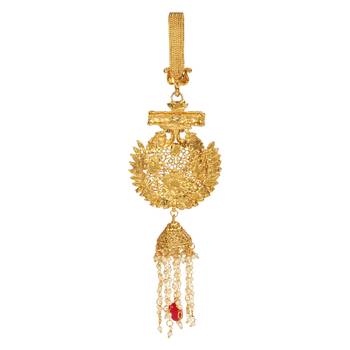 White key-chain 3