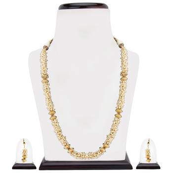 White necklace-sets 2
