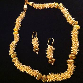 White necklace-sets 3