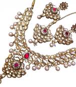 Pink necklace-sets