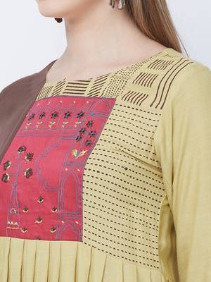 Green embroidered cotton kurtas-and-kurtis 5