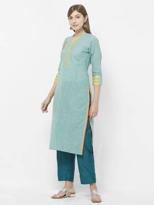 Turquoise printed cotton kurtas-and-kurtis 4