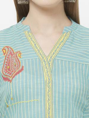 Turquoise printed cotton kurtas-and-kurtis 5