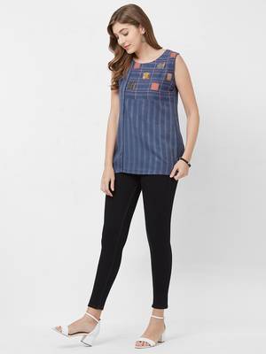 Blue printed rayon kurtas-and-kurtis 5
