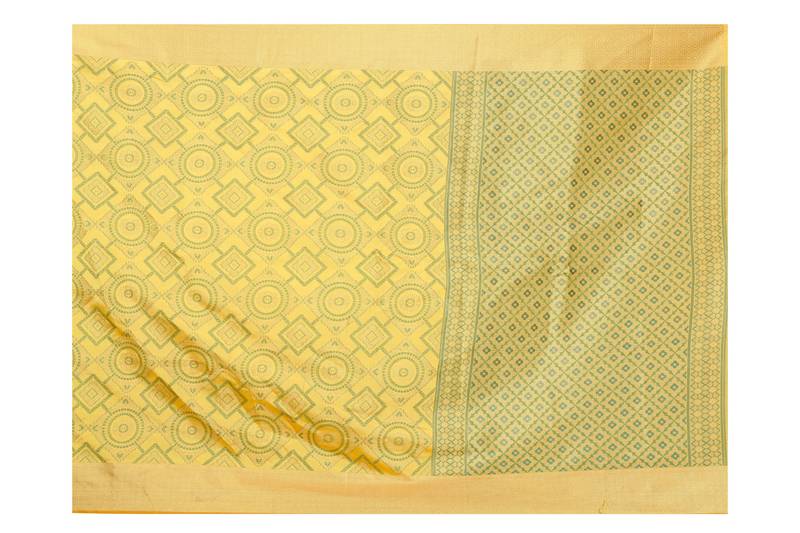 Yellow Woven Banarasi Saree With Blouse