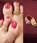Gold Plated Diamond Studded Toe-rings