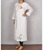 White Cotton Embroidered Kurta
