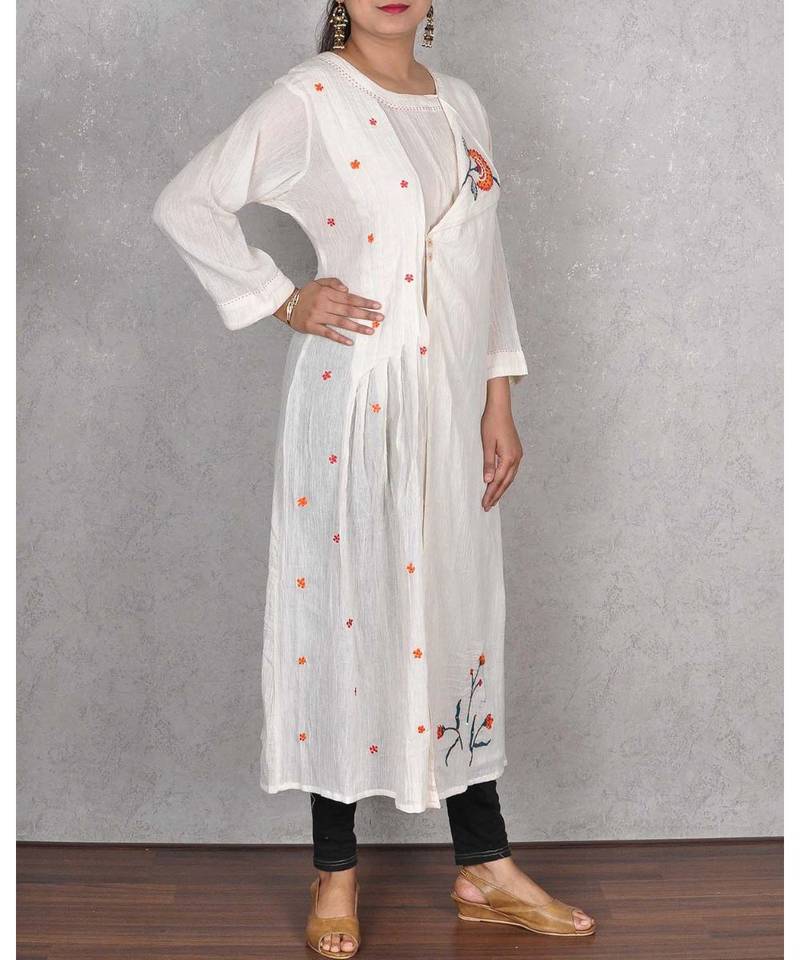 White Cotton Embroidered Kurta