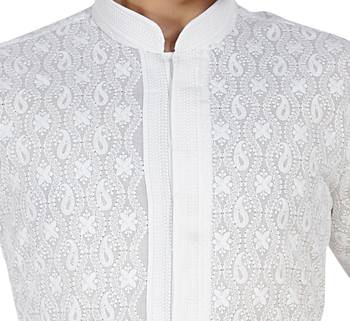 White Stylish Embroidery Kurta Set 2