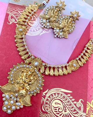 Gold necklace-sets 2