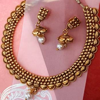 Gold necklace-sets 1