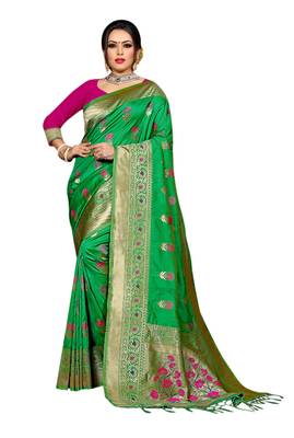 Green Woven Pure Kanjivaram Silk Saree With Blouse 1