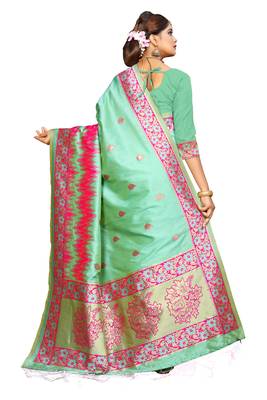 Light Green Woven Pure Kanjivaram Silk Saree With Blouse 2