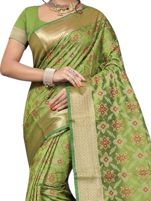 Green Woven Patola Saree With Blouse 2
