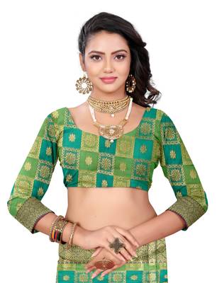 Green Woven Banarasi Silk Saree With Blouse 2
