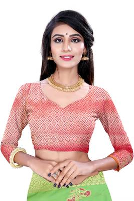 Green Woven Pure Kanjivaram Silk Saree With Blouse 4