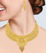 Asmitta Traditional 1 Gram Gold Plated Choker Style Necklace Set For Women