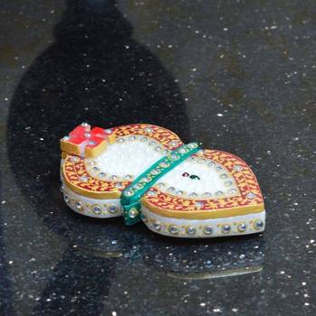 Stone Studded Marble Chopra - Leaf Design 4