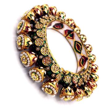 Multicolor Meenakari Rajwadi Bangles 3