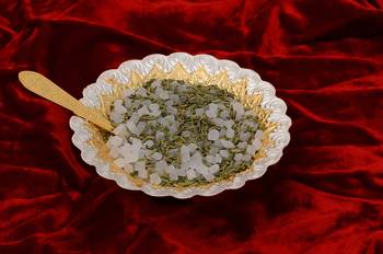 German Silver Multiutility Round Decorative Platter with Velvet Box 1