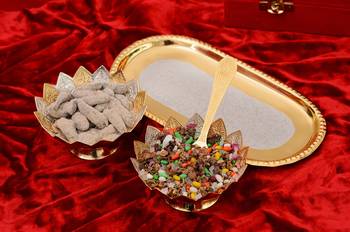 German Silver Multiutility Floral Shape Decorative Platter with Velvet Box 1