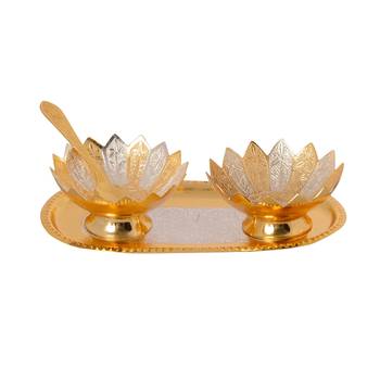 German Silver Multiutility Floral Shape Decorative Platter with Velvet Box 4