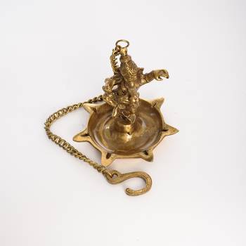 Brass Dancing Ganesha Hanging 7 Oil Wick Diya 3