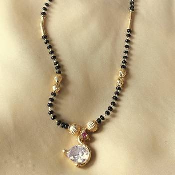 Gold mangalsutra 1