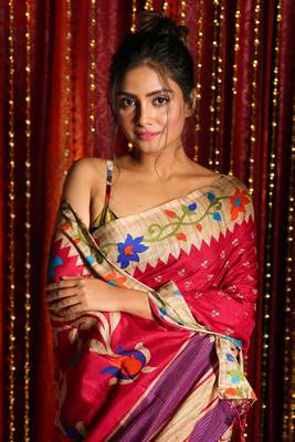 Pink Soft Silk With Embroidered Buta With Printed Border And Pallu 3