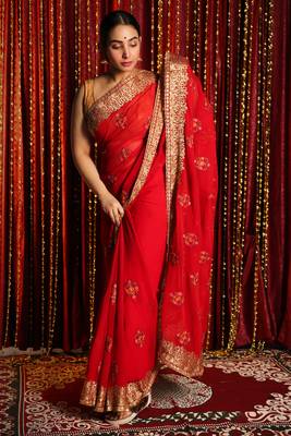 Red Chiffon Saree With Floral Jardosi Work 1