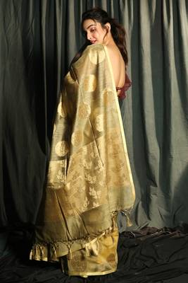 Beige Kora Saree With Zari Woven Motifs 2