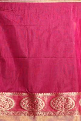 Grey Blended Silk Saree With Zari Border And Magenta Pallu 4