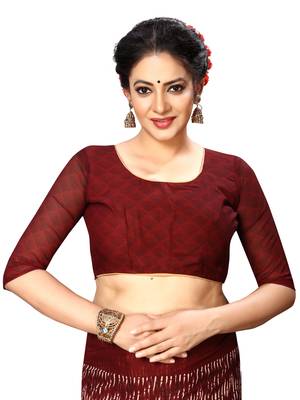 Brown plain georgette saree with blouse 5