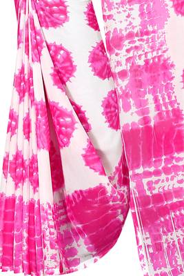 Pink plain georgette saree with blouse 4