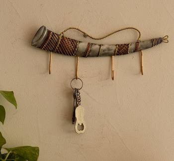 Long Shehnai Wrought Iron Key Holder 2