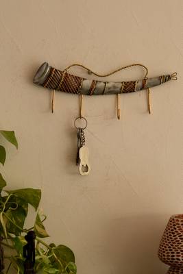 Long Shehnai Wrought Iron Key Holder 5