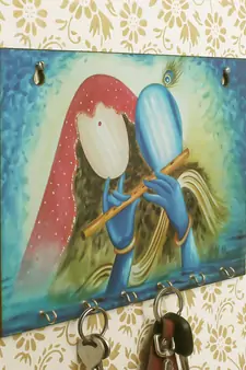 Radhe Krishna Theme Wooden Key Holder with 6 Hooks