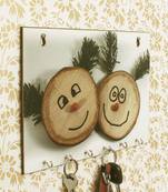 Smilie Theme Wooden Key Holder with 6 Hooks