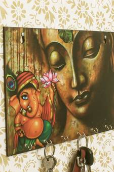 Lord Ganesha Theme Wooden Key Holder with 6 Hooks