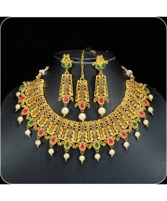 Gold Plated Nacklace Set 5