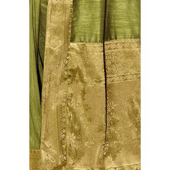 Green plain chanderi silk saree with blouse 3